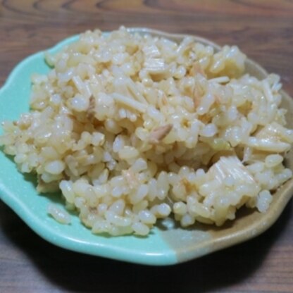 普段から玄米を食べているので、玄米での炊き込みにしてみました♪